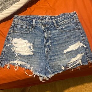 AE mom shorts